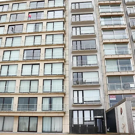In With Stunning Sea Views, Cleaning Included Nieuwpoort